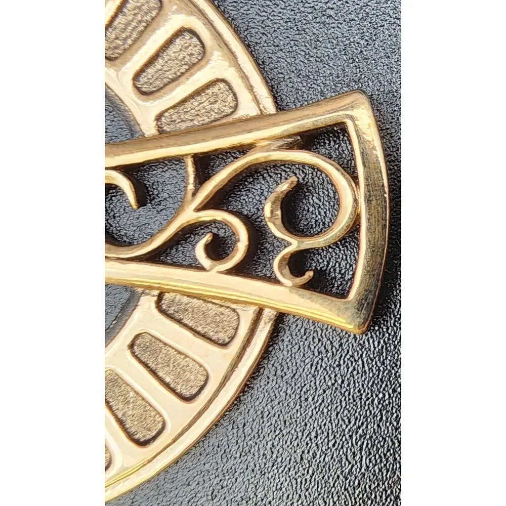 1979 Sarah Coventry Celtic Cross Necklace w/ Amber Gemstone – Limited Edition - Picture 5 of 16